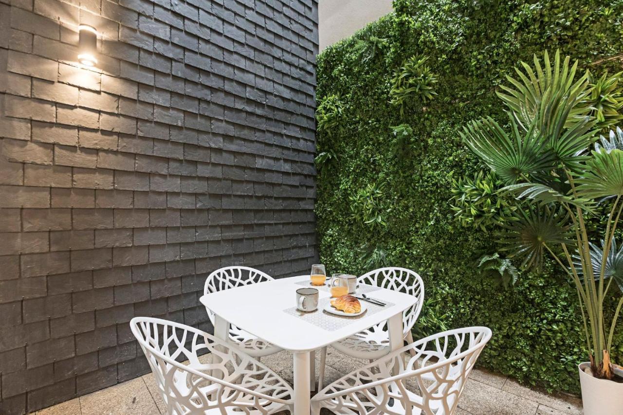 Loios 1Br Flat Downtown By Lovelystay Porto Bagian luar foto